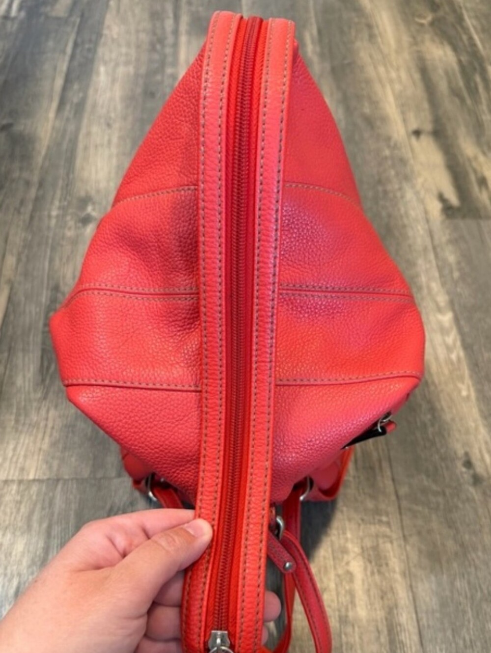 Tiganello Red Women's Leather Backpack Purse - Picture 4 of 9